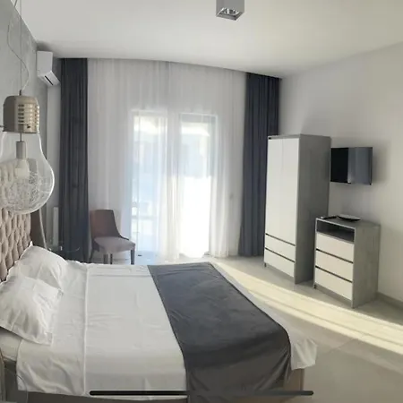 Pool Golful Francez Ξενοδοχείο με διαμερίσματα *