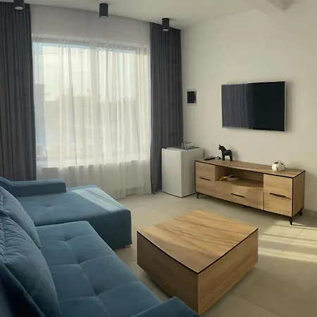 Pool Golful Francez Lägenhetshotell *