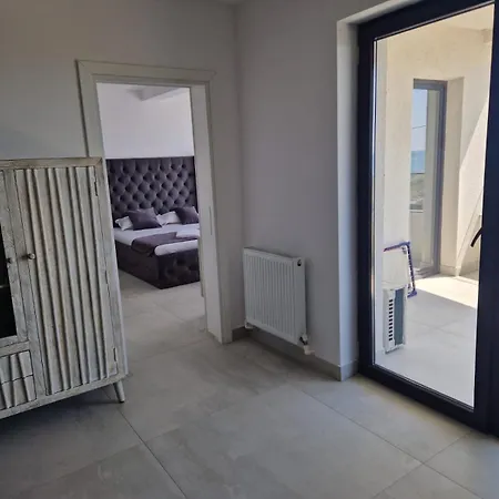 Lägenhetshotell Pool Golful Francez *